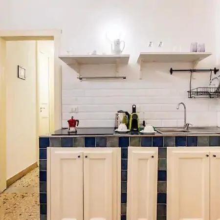 Binario 8 Stazione Bed and breakfast *