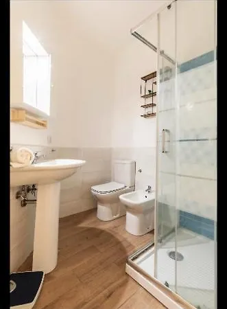 Binario 8 Stazione Bed and breakfast Catania