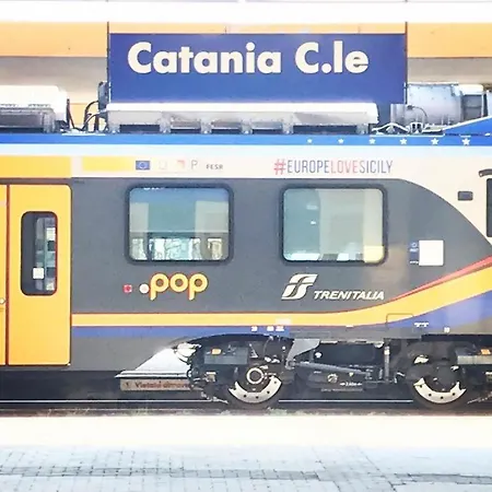 Binario 8 Stazione Bed and breakfast *